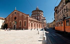 {Porta Venezia-Milano Centrale} Luxury Apartment